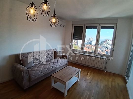 Izdaje se stan na Obilićevom vencu