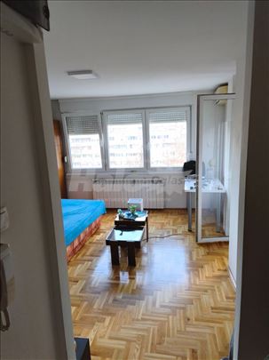  Liman garsonjera namestena 