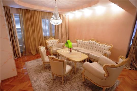 Jedinstvena luksuzna kuća sa bazenom, Durlan ID#73