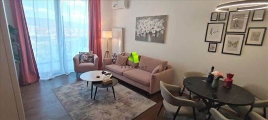 Jednoiposoban stan sa parkingom u modernom stamben