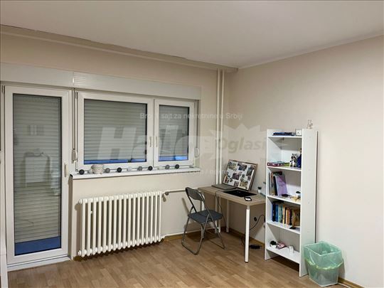 Jednosoban prazan stan 46m2 na Strelištu