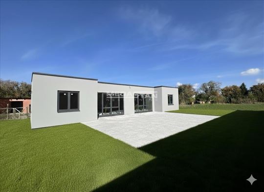 Savremena kuća u Ivanovu