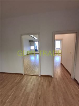 Kvalitetan stan u YUBC