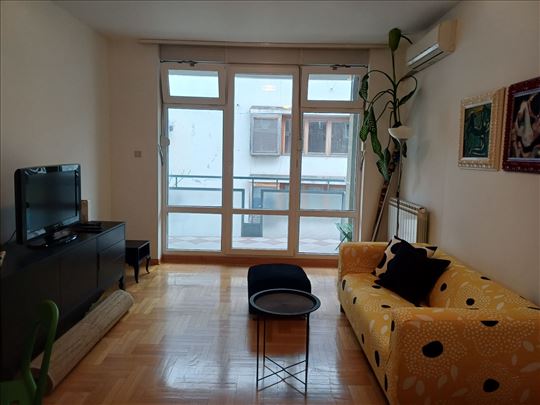 Lep 2.0 stan kod tehnickih fakulteta, ID 1798