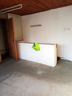 Lokal na prometnoj lokaciji u centru ID#7547