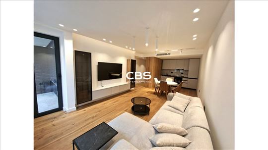 Luksuzan stan sa SPA centrom u zgradi