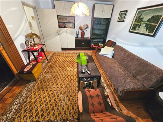 Poslovni prostor na atraktivnoj lokaciji na Buleva