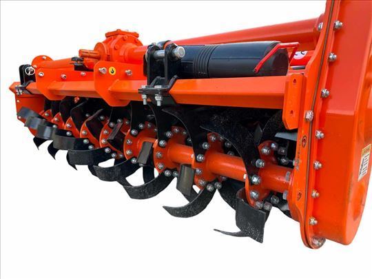 prodajem frze,tarupe i tarupe sa hidraulikom