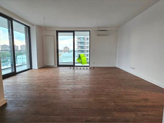 Troiposoban stan  u luksuznom stambenom kompleksu 