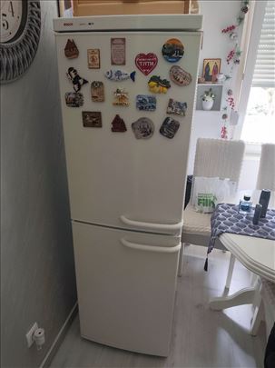 Bosch kombinovan zamrzivač