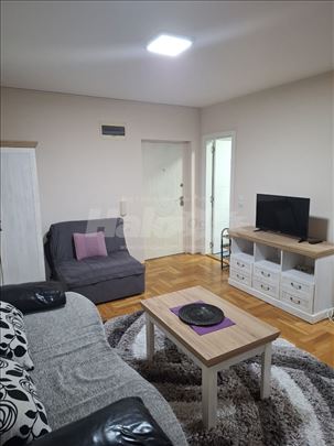 Garsonjera Borca 30m2