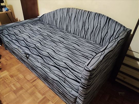 Ležaj, dimenzija 210x100cm