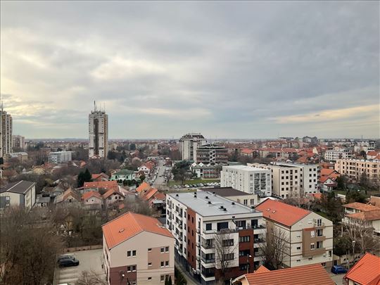 Odličan 1.0 stan u Zemunu, retko u ponudi 