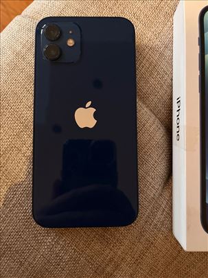 Prodajem iPhone 12