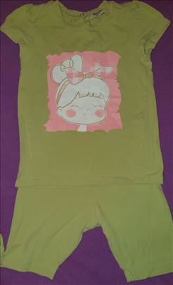 Prodajem kompletic za devojcice