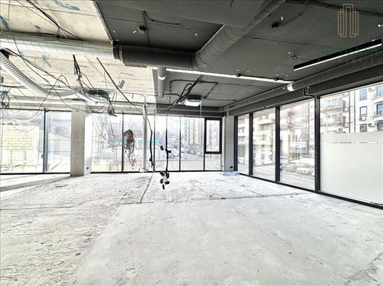 Visenamenski lokal na odličnoj lokaciji