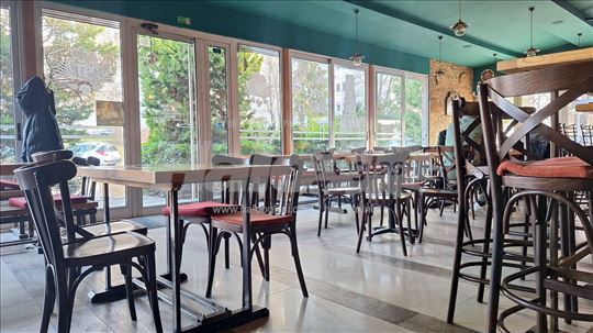 Dvoetažni ugostiteljski objekat, odlična prilika