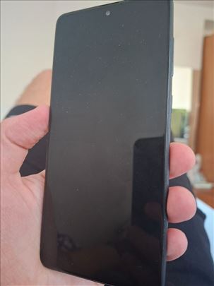 Prodajem Samsung Galaksy A71