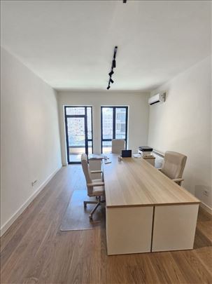 Beograd na vodi, poslovni prostor