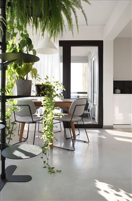 Blok 23, trosoban, renoviran, lux