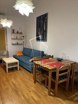 Đeram pijaca , 2.0 stan ID#13932