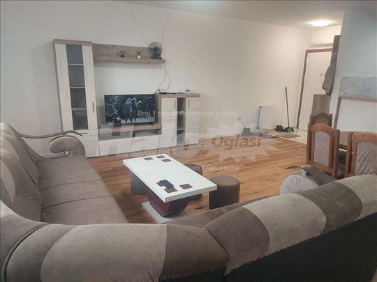 Iznajmljivanje stana u Staroj Pazovi, 75m²