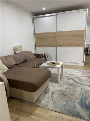 Kompletno opremljen stan od 37m² u centru grada ID