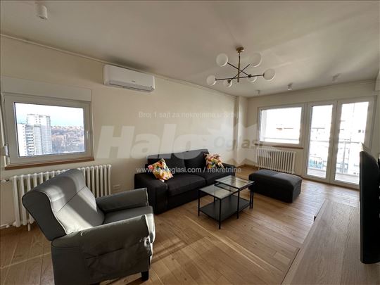 Kompletno renoviran stan kod Immo centra 79 m²