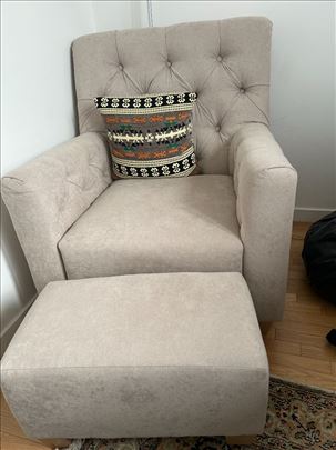 Nova extra udobna Fotelja sa tabureom 