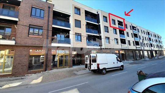  Petefi Šandora 19 nov stan sa garažnim mestom