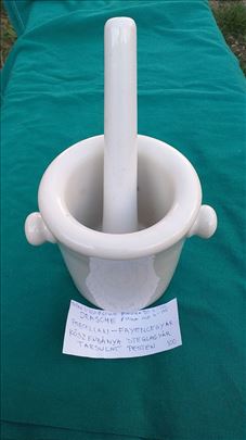 Porcelanski avan oko 1900 god