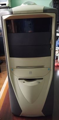 Retro Gaming kompjuter