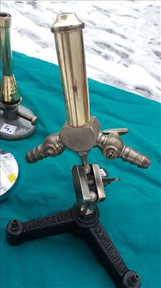 Starinski stakloduvački plamenik