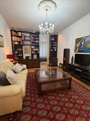 U srcu Vračara stan sa posebnim šarmom