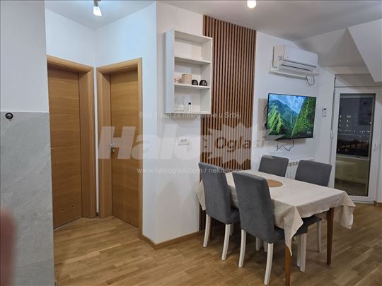 Uknjizeno i useljivo 