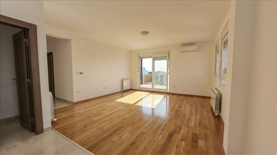 Ključ u ruke novogradnja 82m2