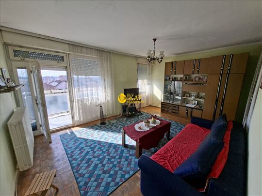 Borča centar, 75m2, trosoban stan