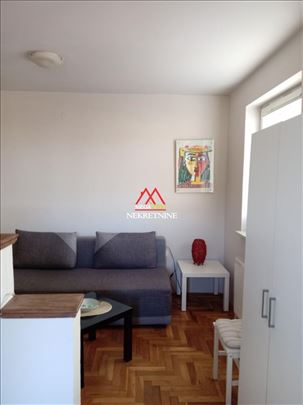 Garsonjera - 30m2 - Rotkvarija (Socijalno)