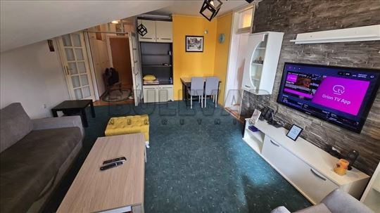 Izdaje se odličan stan u centru Niša, 40m2