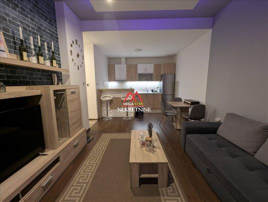 Jednoiposoban stan - 49m2 - Adamovićevo Naselje