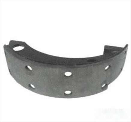  KOCIONA PAPUCA KRACA – URSUS C330