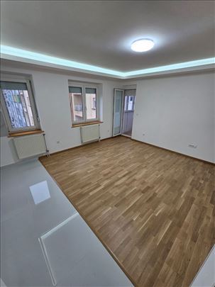 ~~~ ODLIČAN dvoiposoban stan, Grbavica ~~~