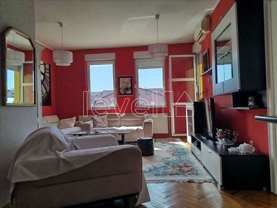 Stan,Novi Sad,Centar,kv: 120.00