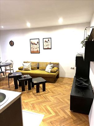 30m2, 4.sprat, gas, kompletno opremljen