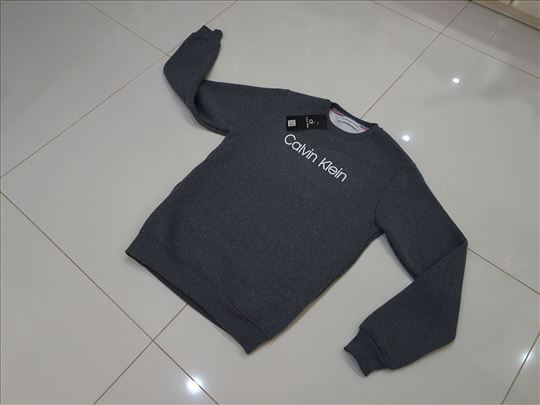 Calvin Klein duks S velicina Novo!