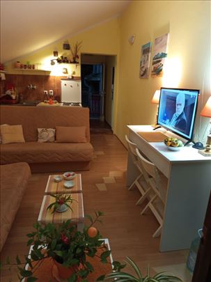 Crna Gora, Bijela, apartman