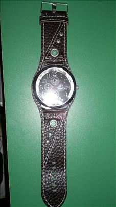 Diesel rucni sat Novo!