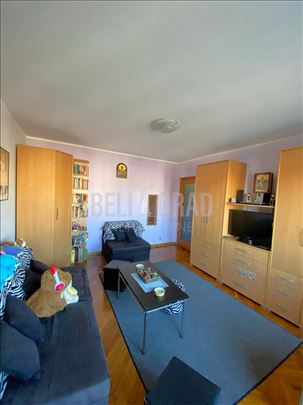 Funkcionalan, uknjižen, dobra lokacija