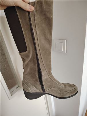 Kožne čizme akcija 