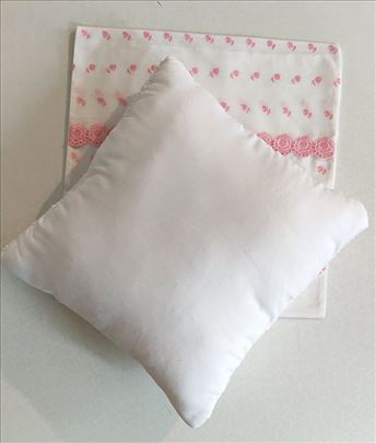 Mirisno dekorativno jastuče sa sušenom lavandom